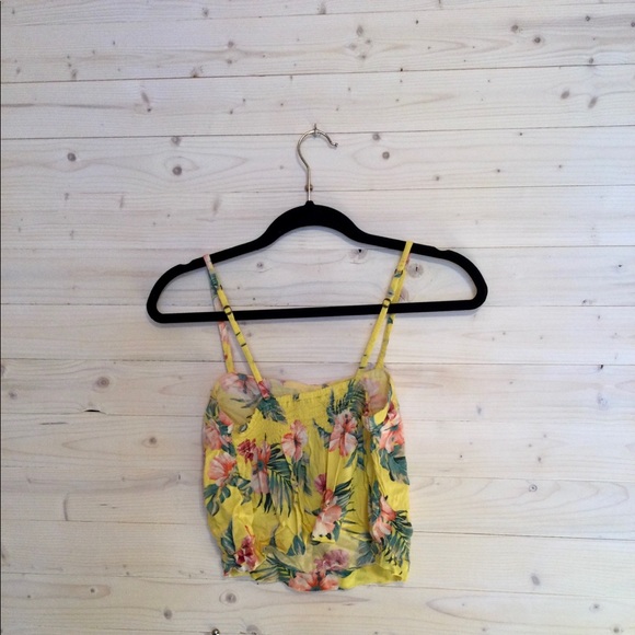 Hollister summer crop top - Picture 3 of 4